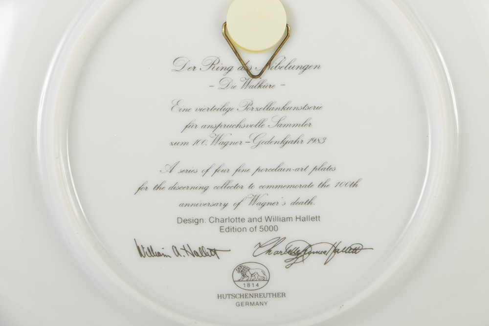 Vintage Hutschenreuther German Fine Porcelain Plate "Die Walküre" from the Series "Der Ring des Nibelungen"