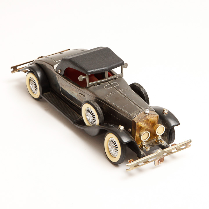 Vintage Car Theme Battery-Operated Radio