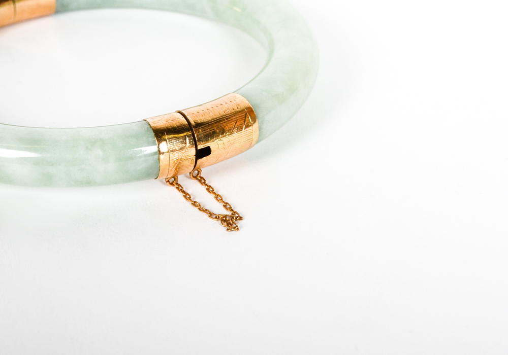 14K Yellow Gold Nephrite Jade Bangle Bracelet