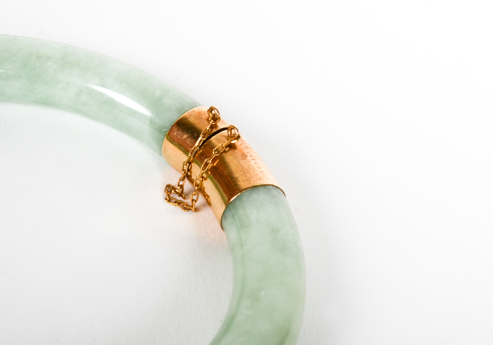 14K Yellow Gold Nephrite Jade Bangle Bracelet