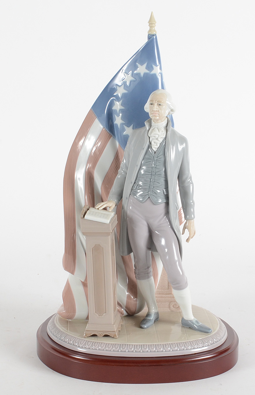 Limited Edition Lladro Porcelain George Washington Figurine