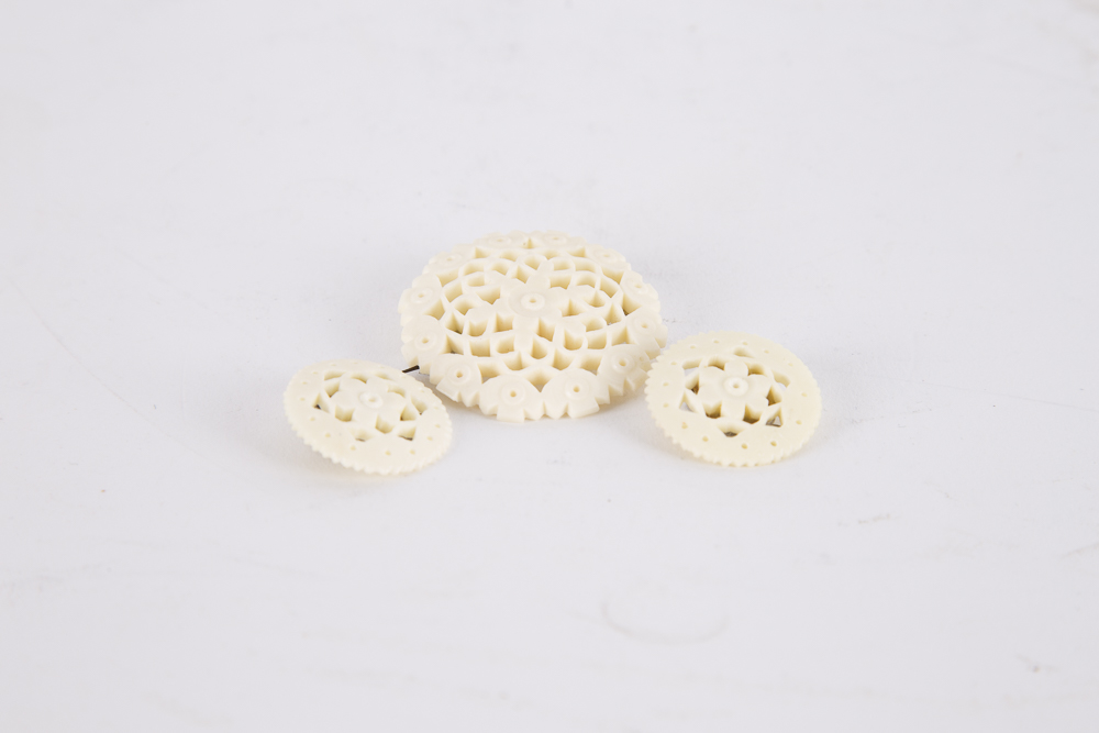 Vintage Celluoid Pin and Earring Set