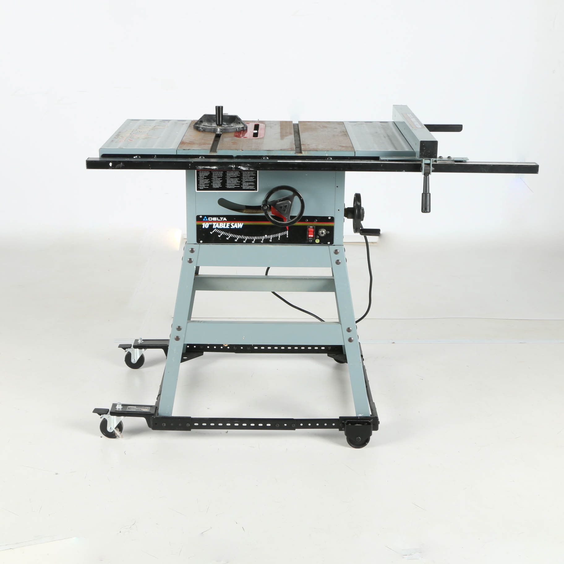 Delta 10" Table Saw