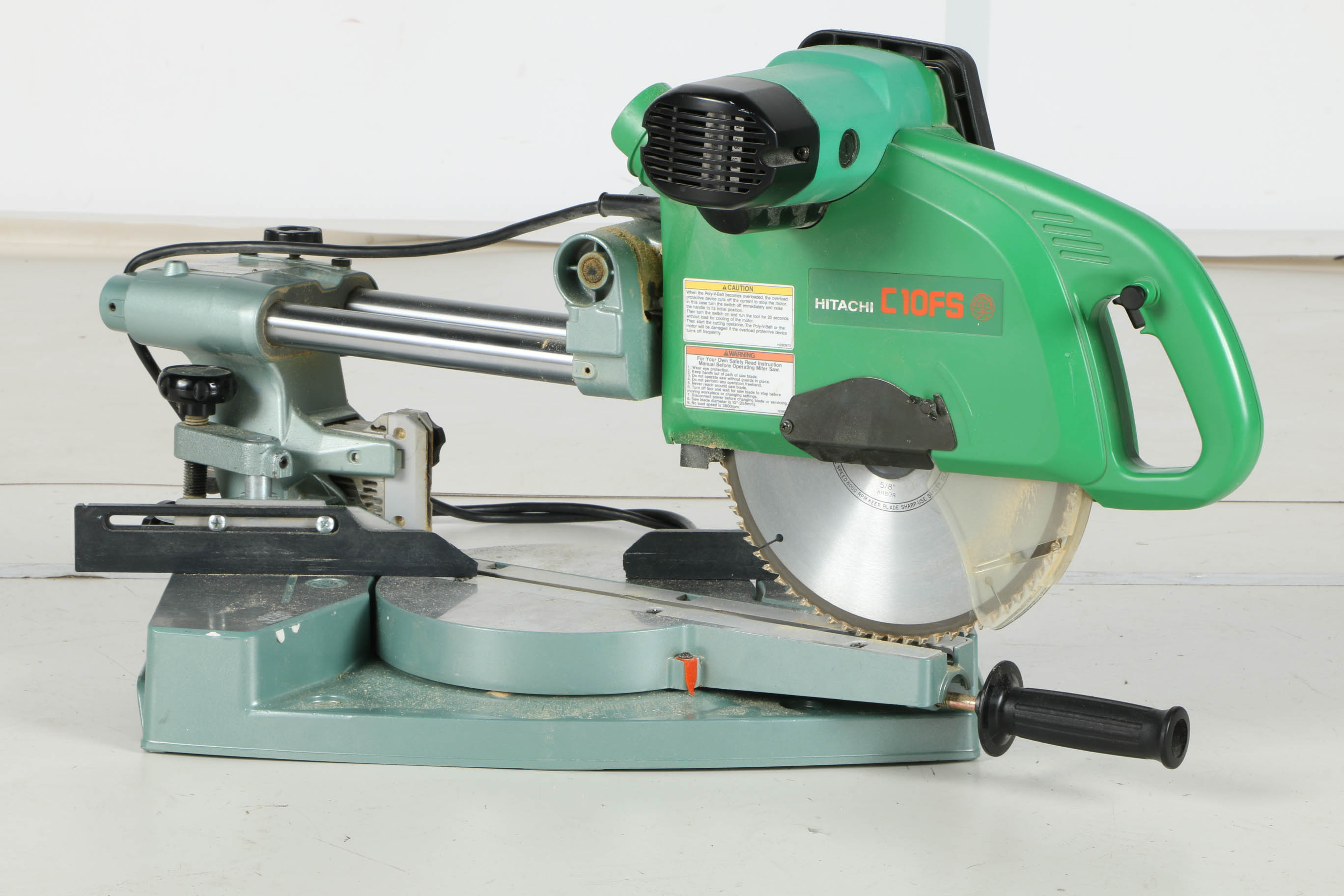 Hitachi 10" Compound Miter Box