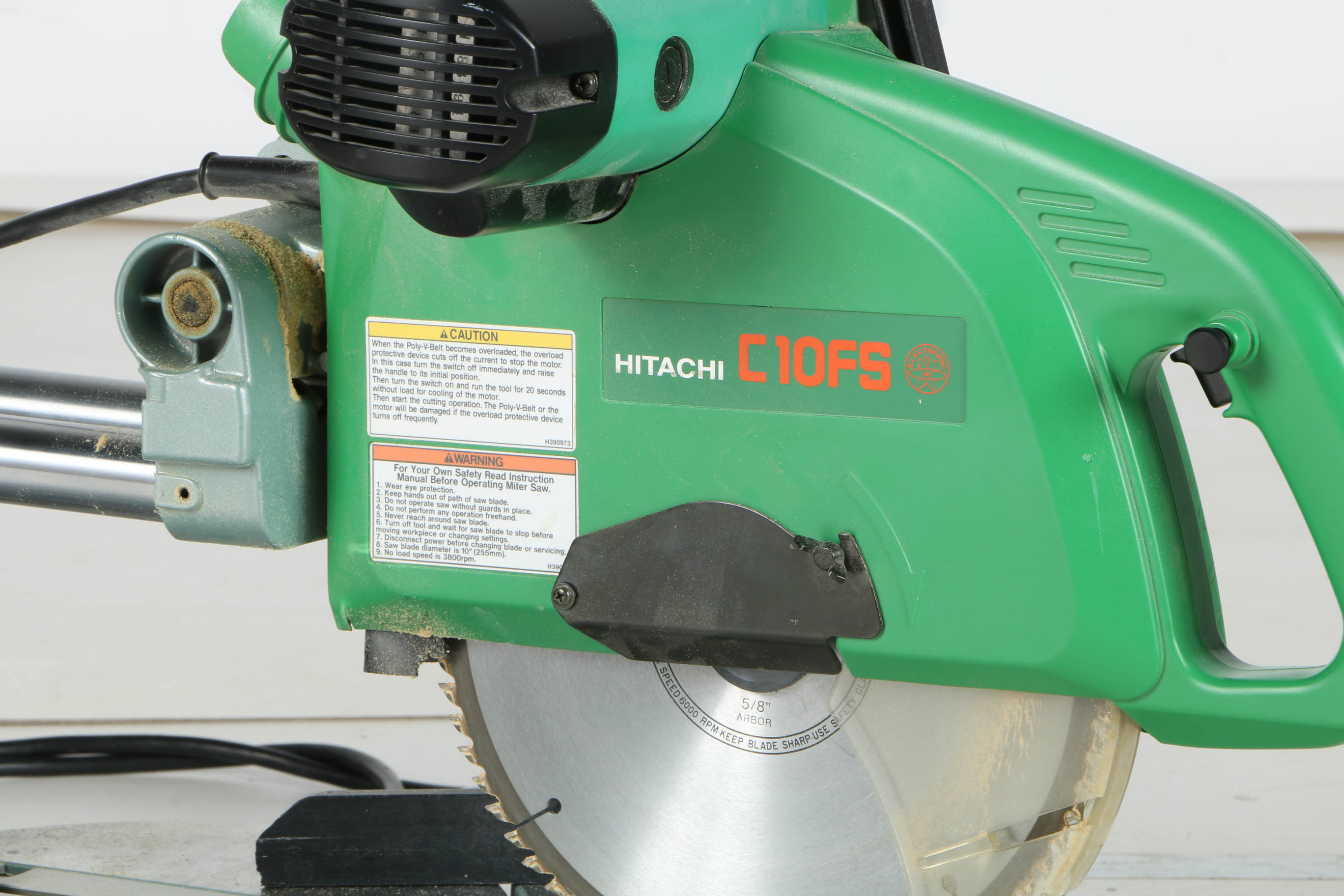 Hitachi 10" Compound Miter Box