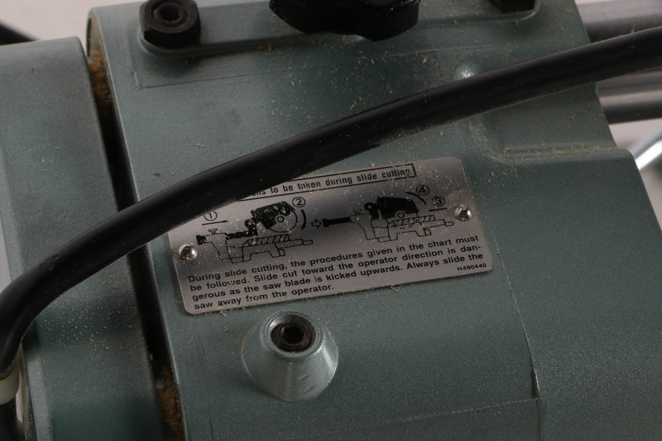 Hitachi 10" Compound Miter Box