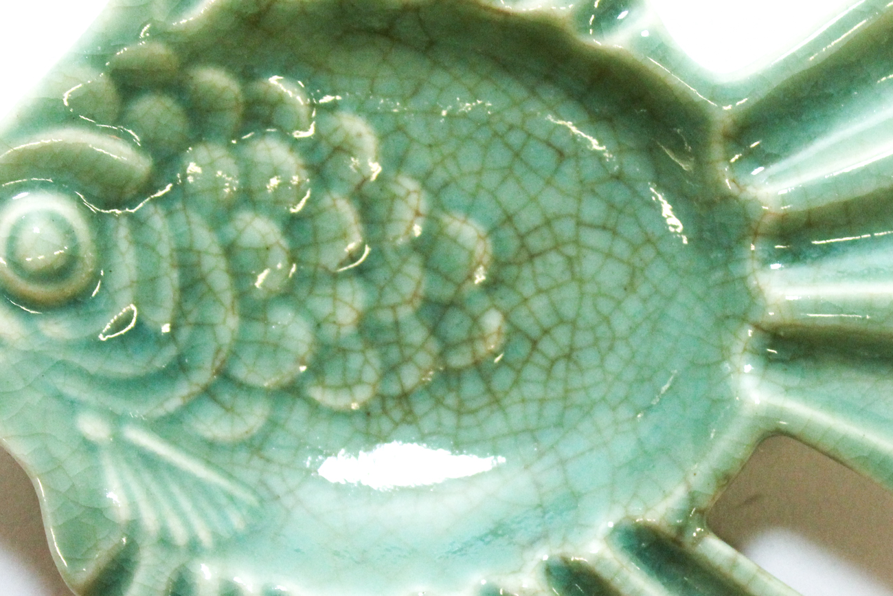 1945 Rookwood Pottery Green Fish Ash Receiver