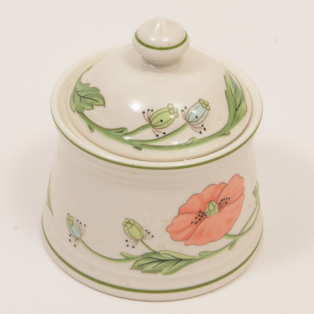 Villeroy & Boch "Amapola" Dinnerware Set