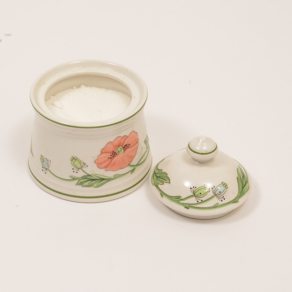 Villeroy & Boch "Amapola" Dinnerware Set