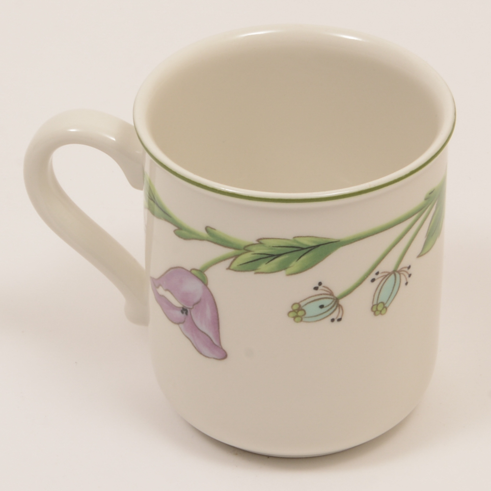 Villeroy & Boch "Amapola" Dinnerware Set