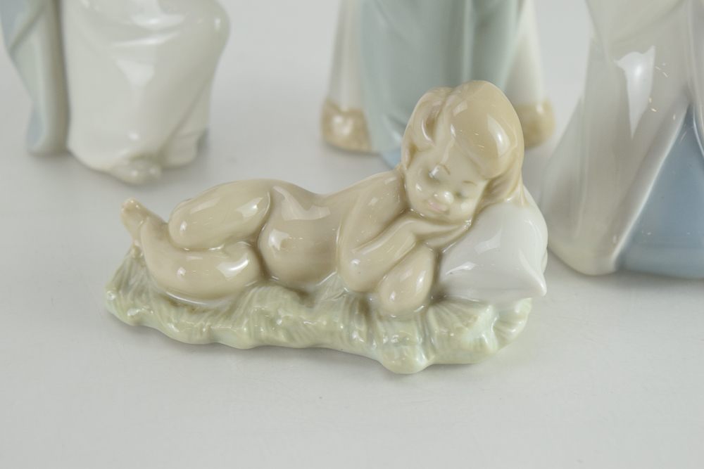 Lladró Children's Nativity Set