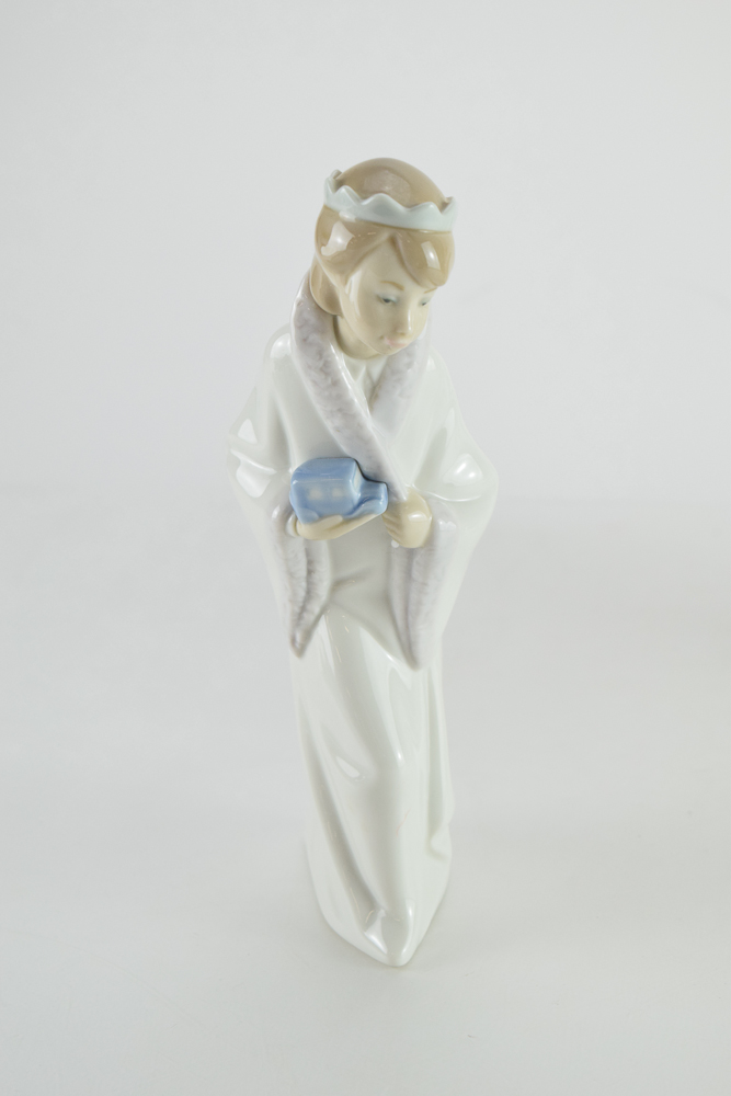 Lladró Children's Nativity Set