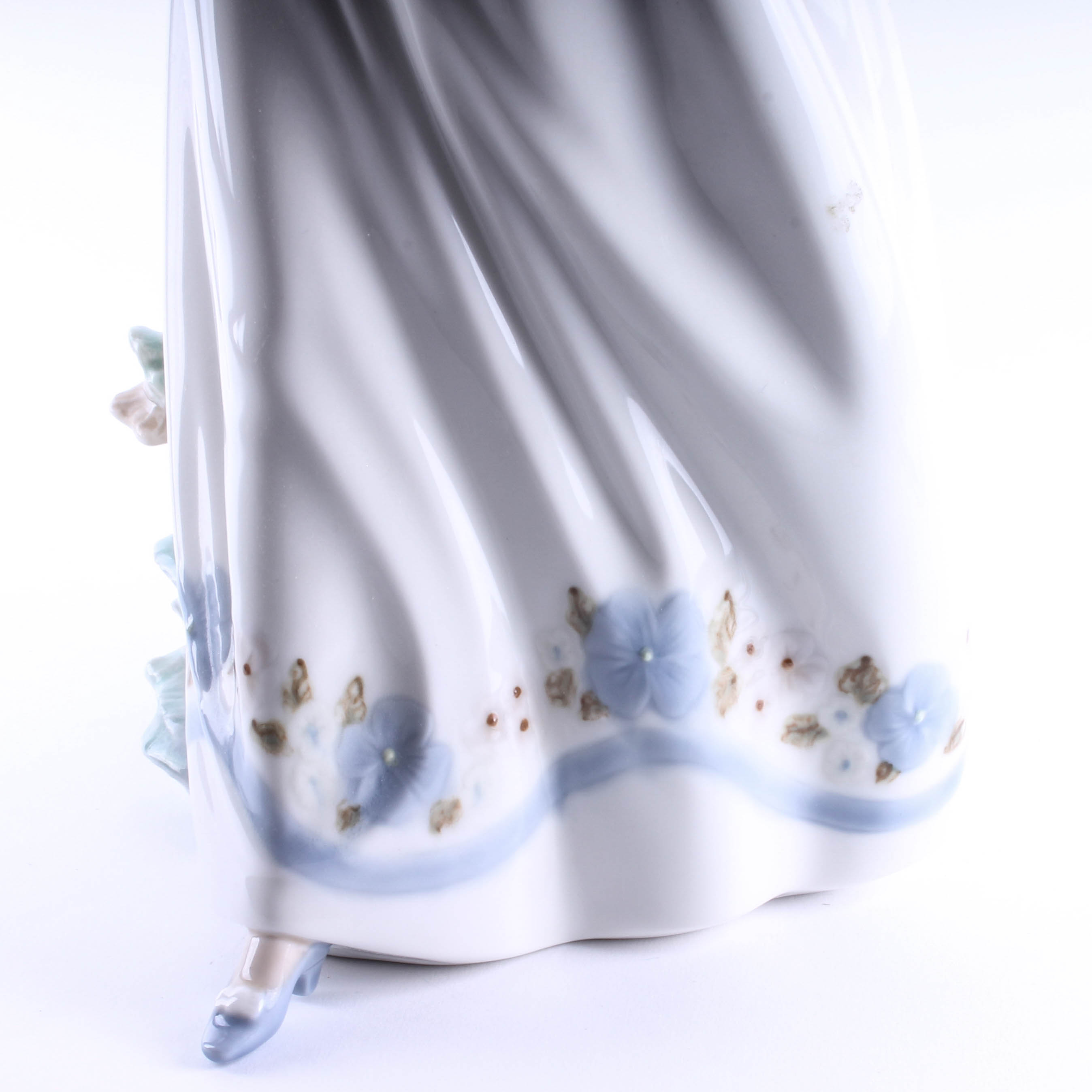 Lladro by NAO Figurine