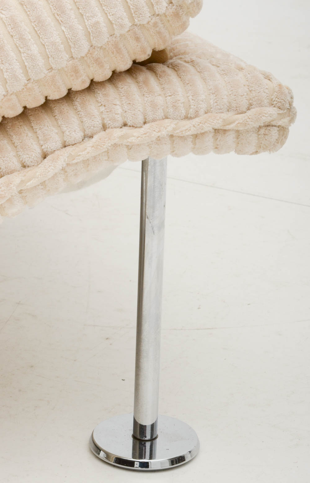 Milo Baughman Style Designer Chaise Lounge