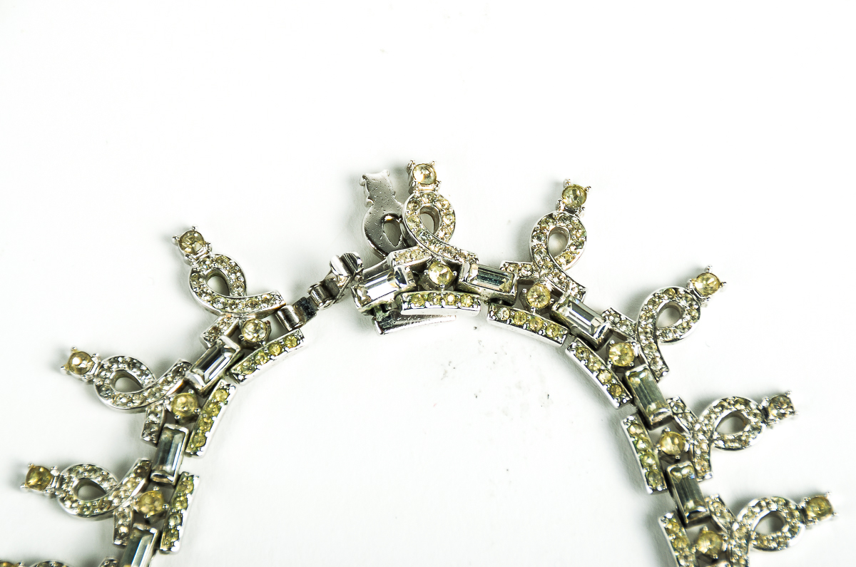 Art Deco Style Rhinestone Collar Necklace