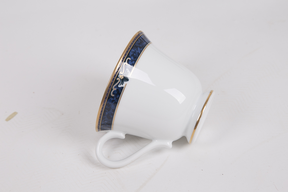 Wedgwood Embassy Collection "Chadwick" Tableware