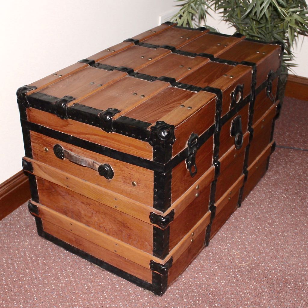 Vintage Steamer Trunk