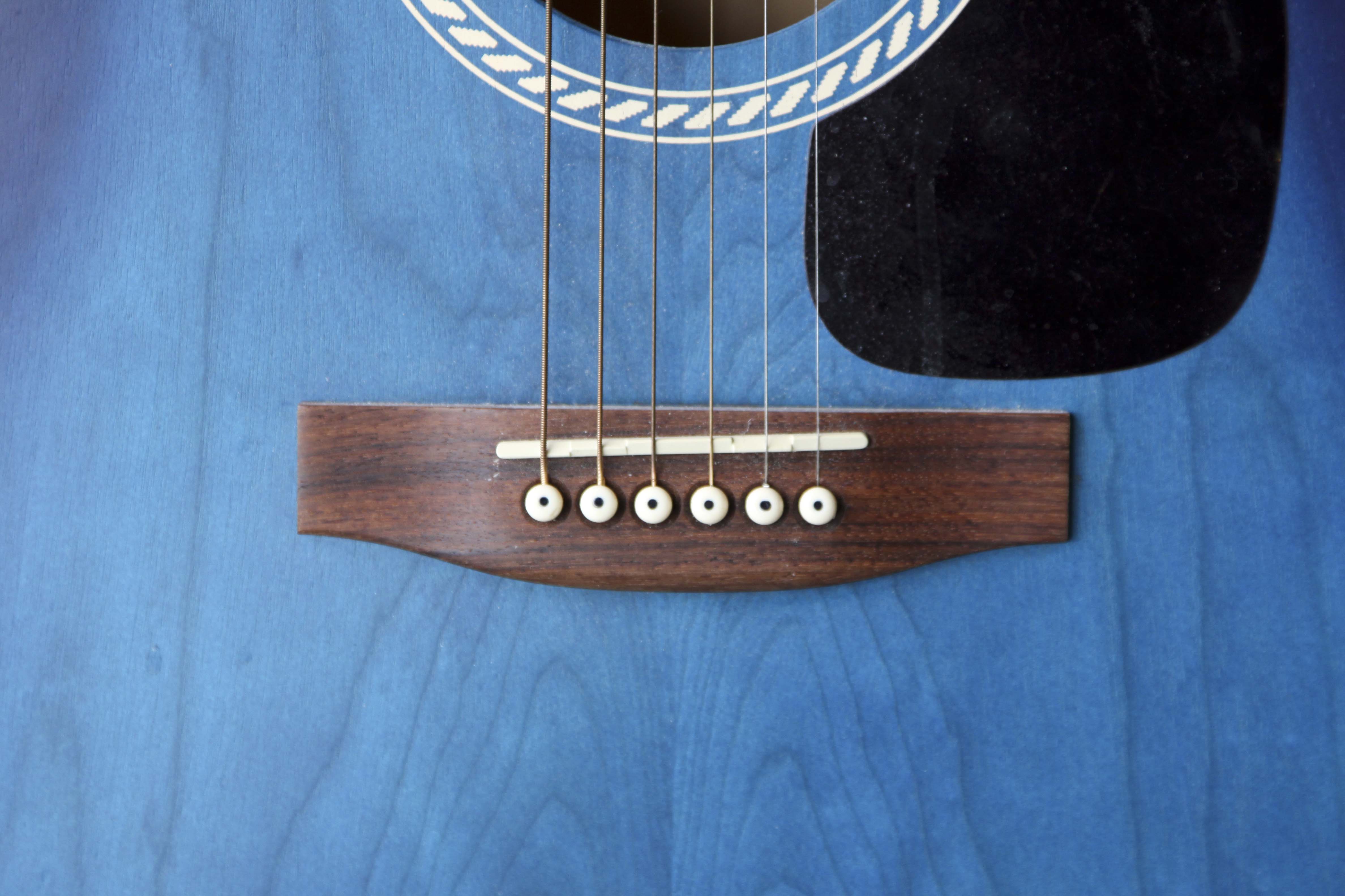 Art & Lutherie Blue Acoustic Guitar With Gigbag