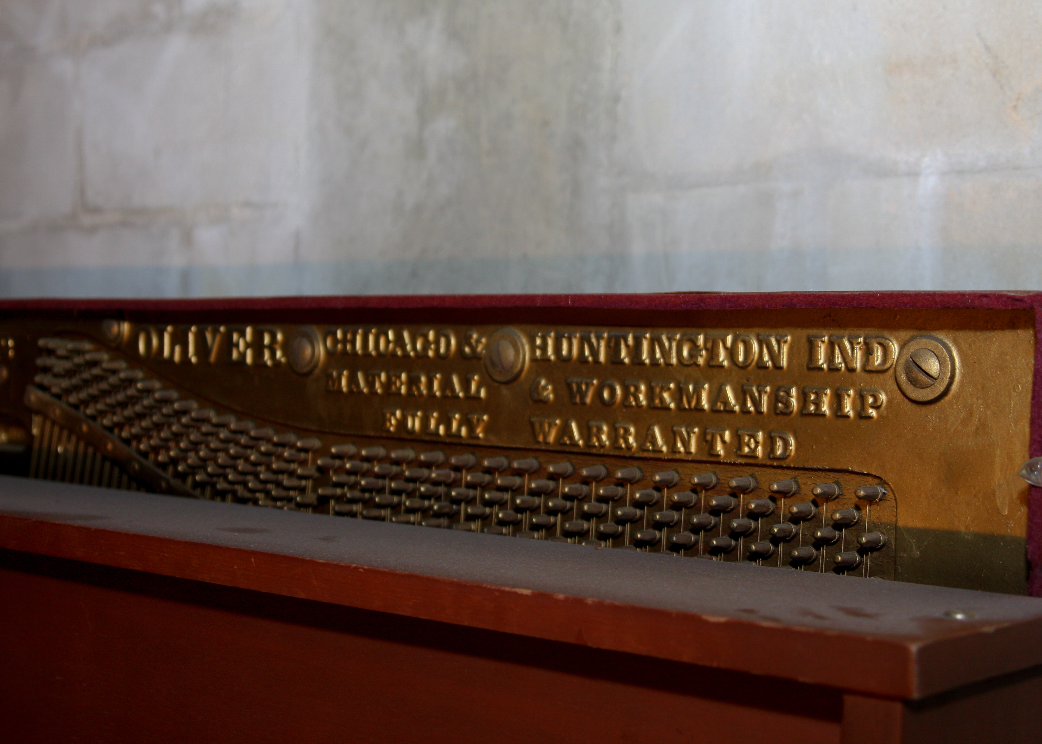 Oliver Upright Piano