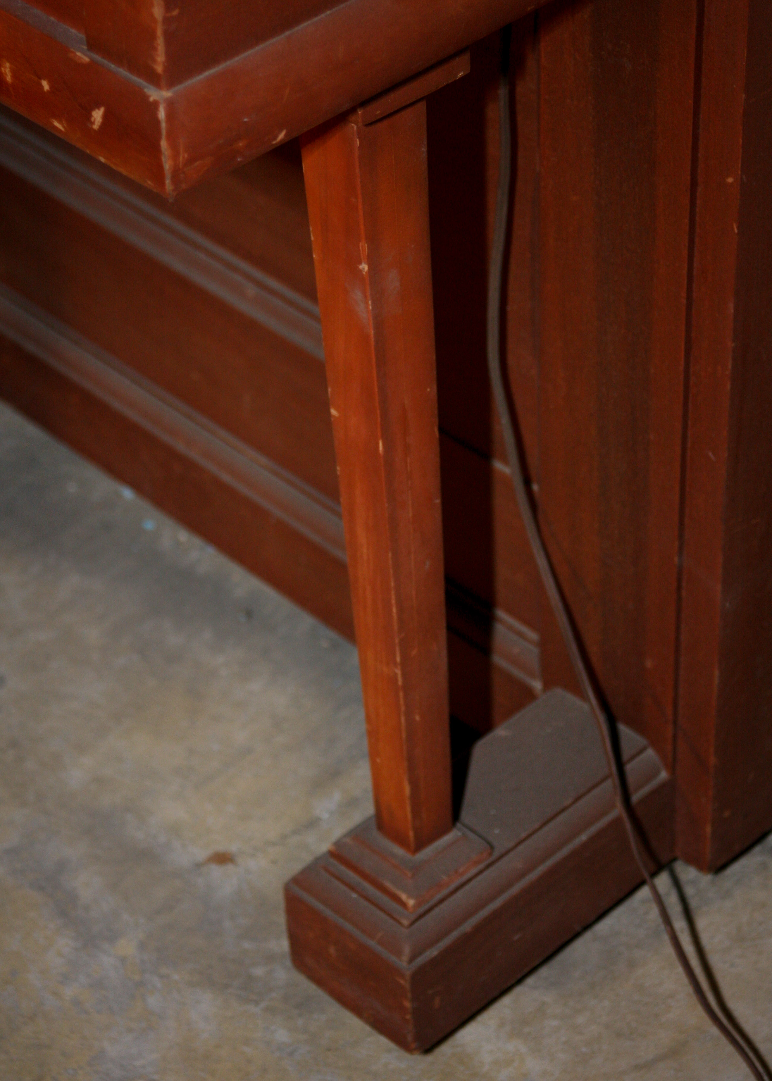 Oliver Upright Piano