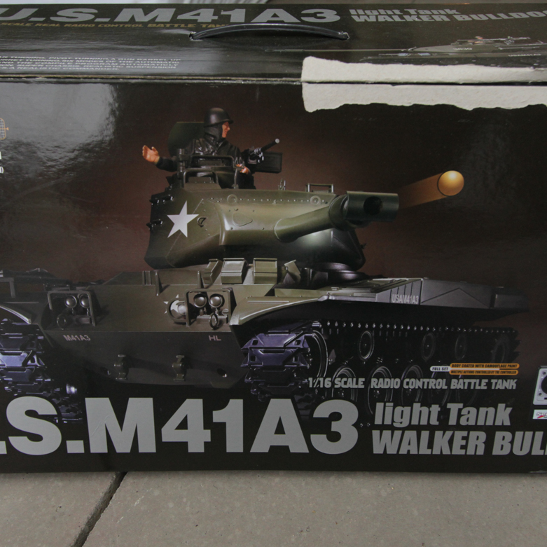 U.S. M41A3 Light Tank Toy and Egofly Helicopter