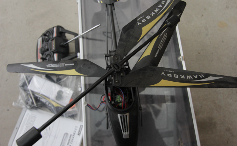 U.S. M41A3 Light Tank Toy and Egofly Helicopter