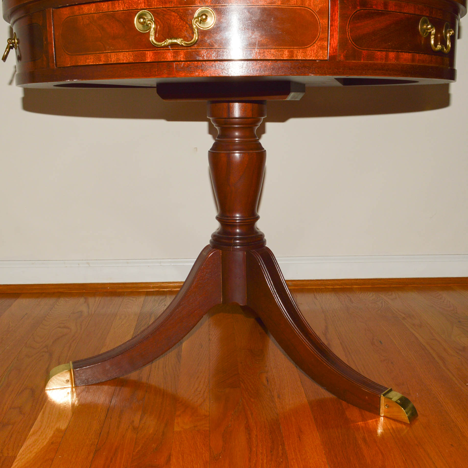 Baker Furniture Duncan Phyfe Style Drum Table