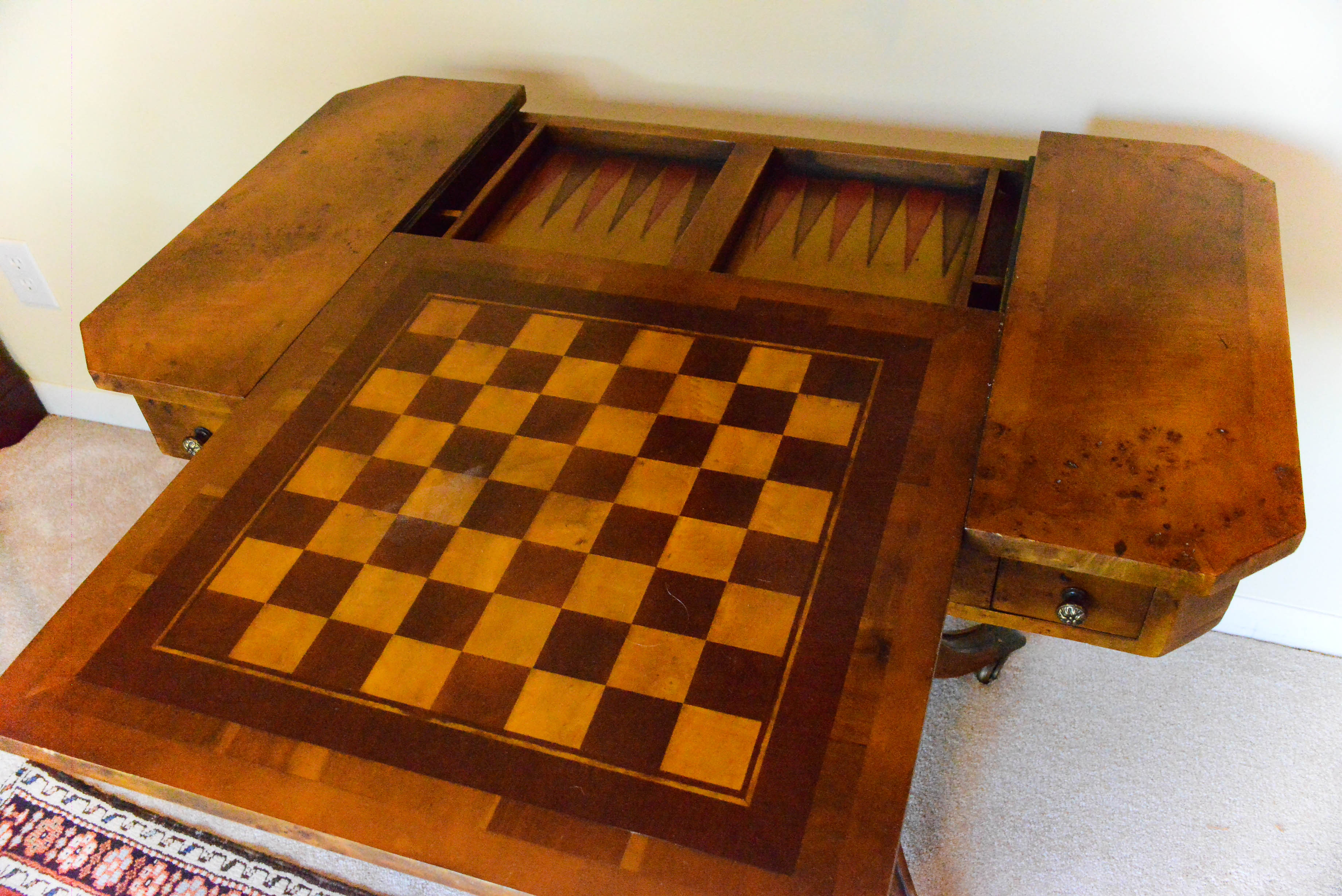 Vintage Classical Style Games Table