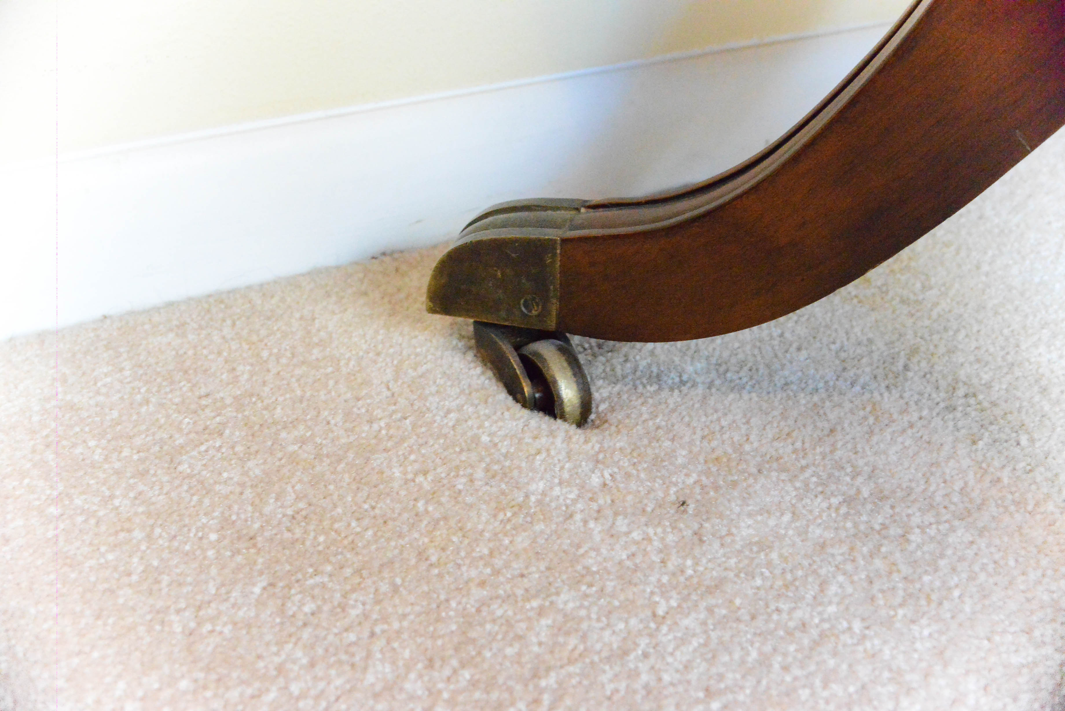 Vintage Classical Style Games Table