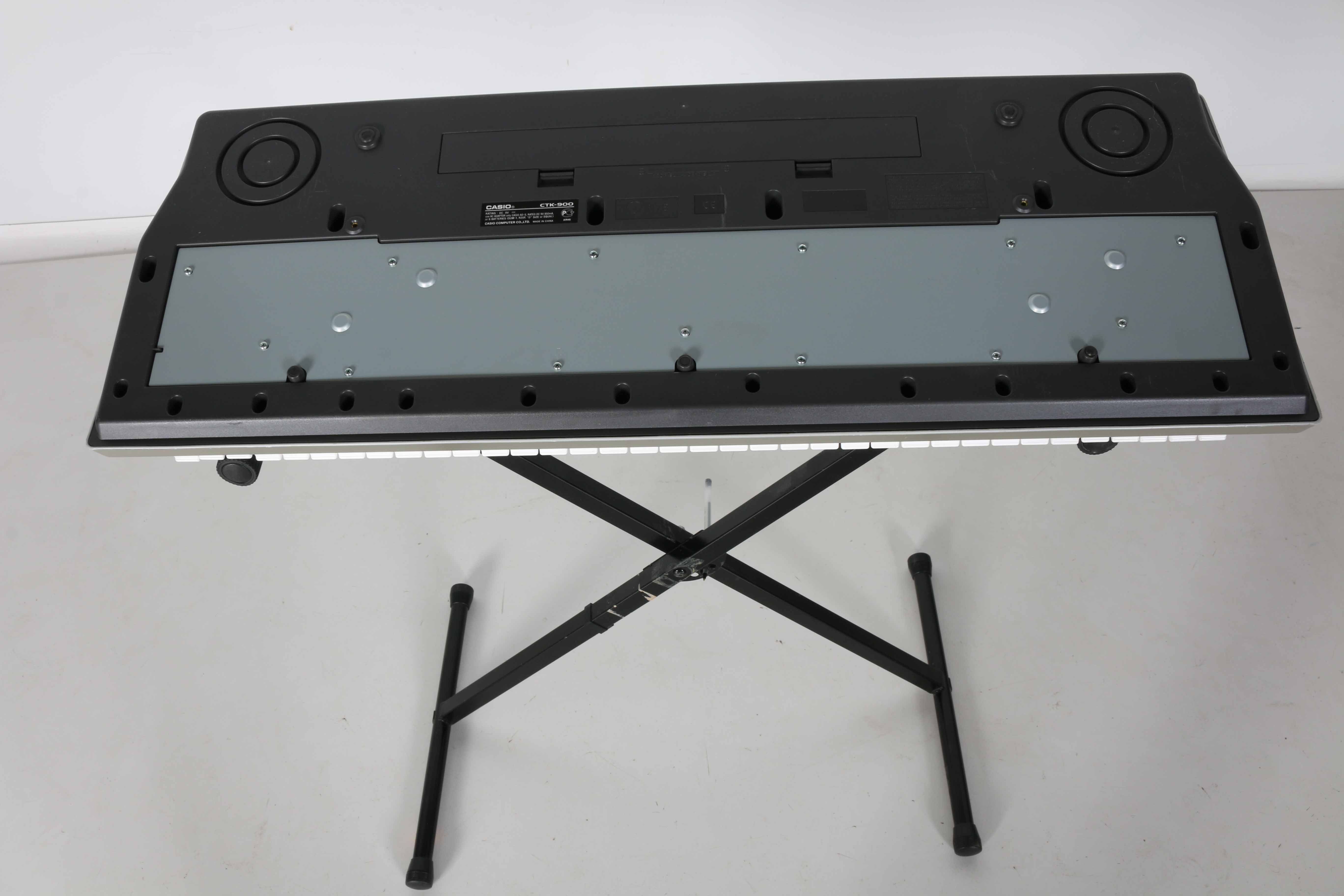 Casio CTK-900 Keyboard and Stand