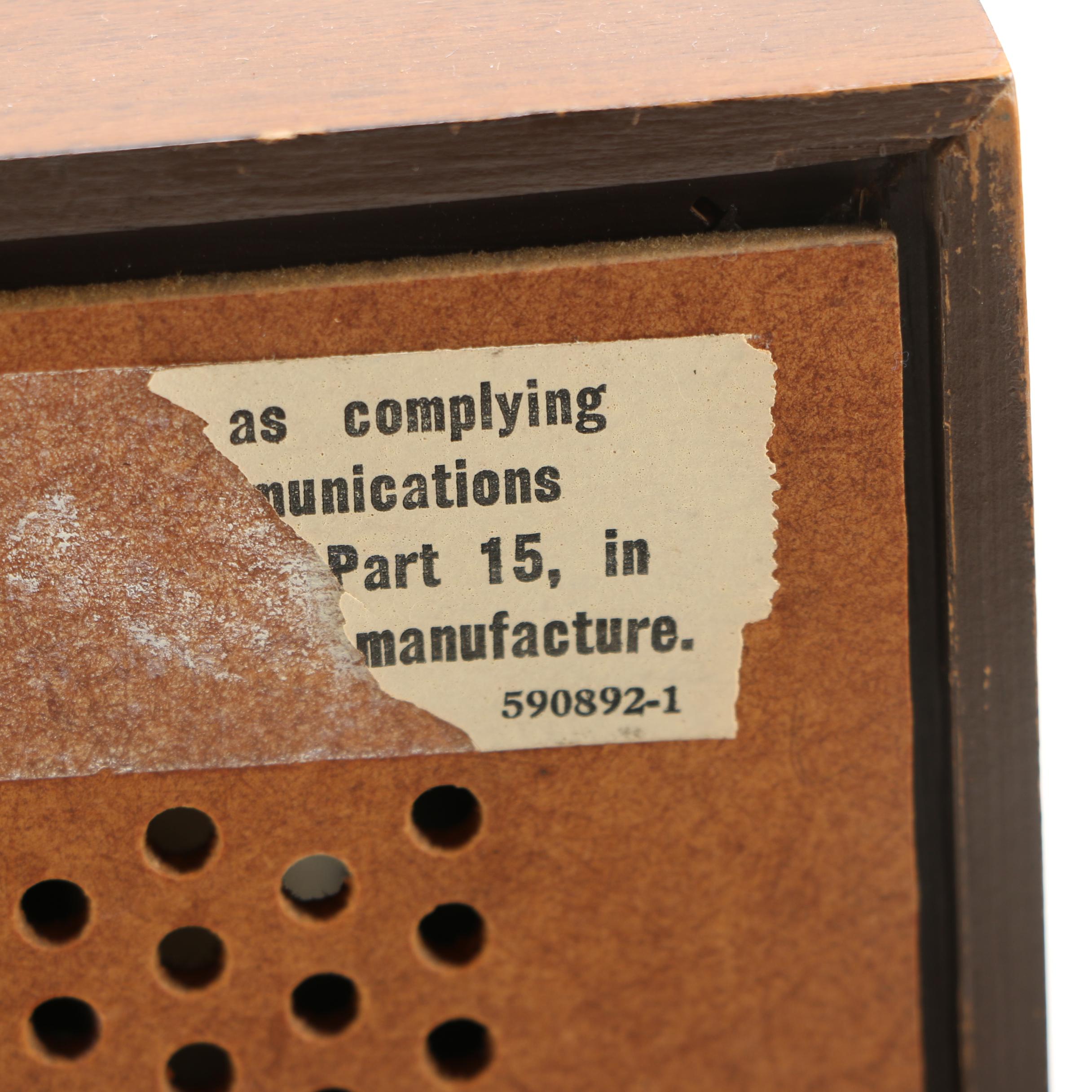 Vintage  AM-FM Stereo Radio