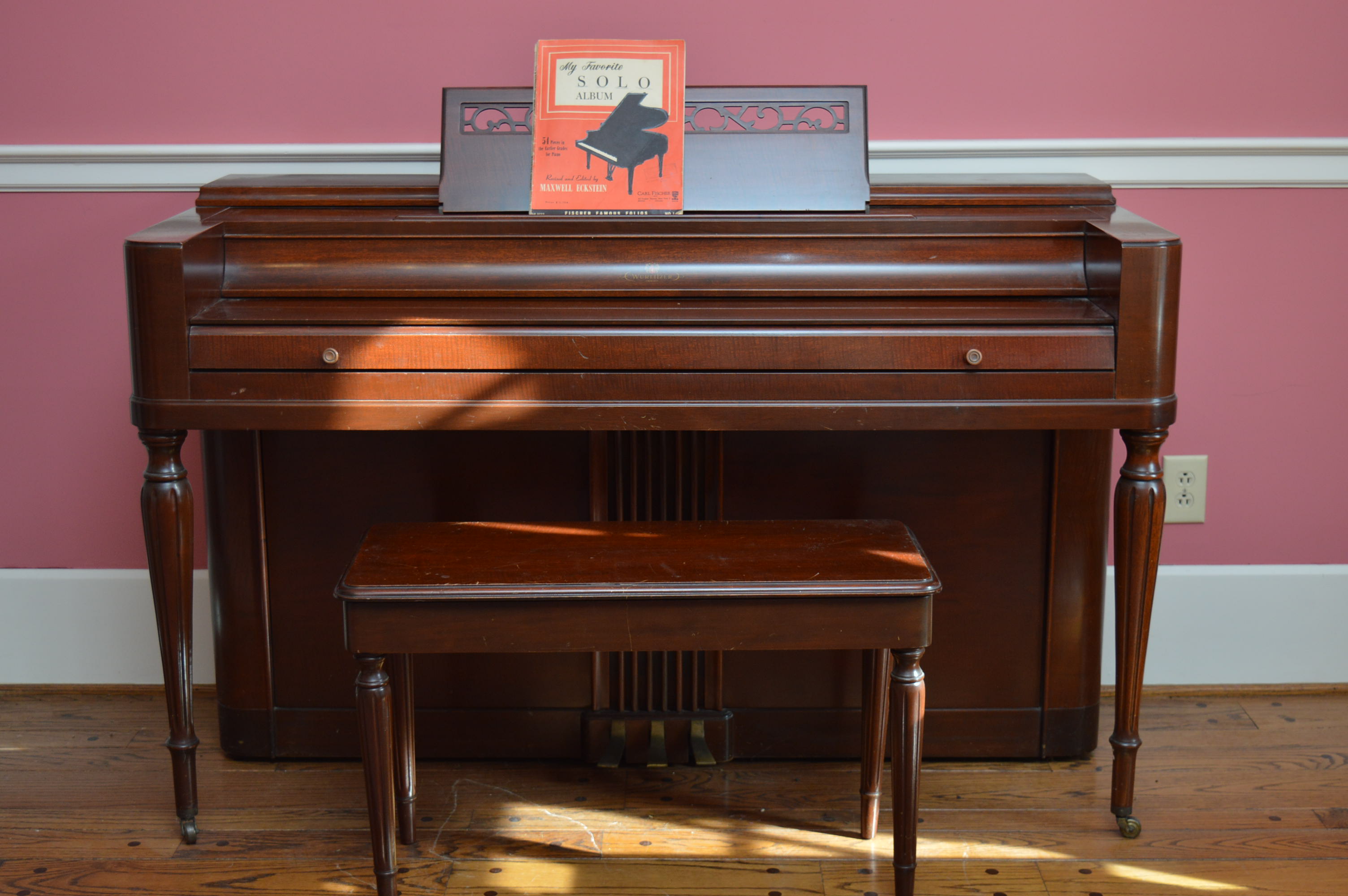 Wurlitzer Spinet Piano