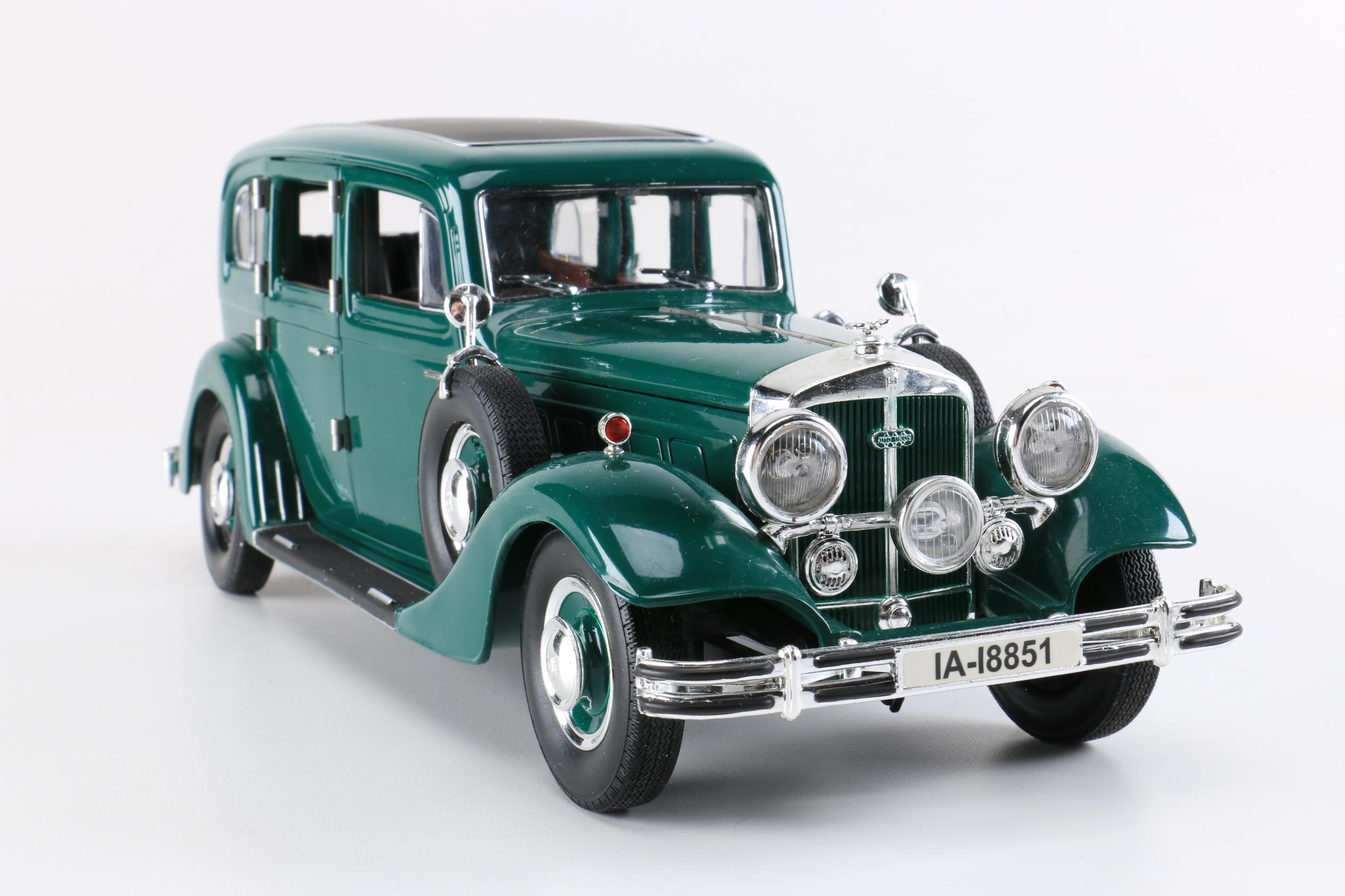Collection of 1930s 1:18 Scale Die-Cast Cars