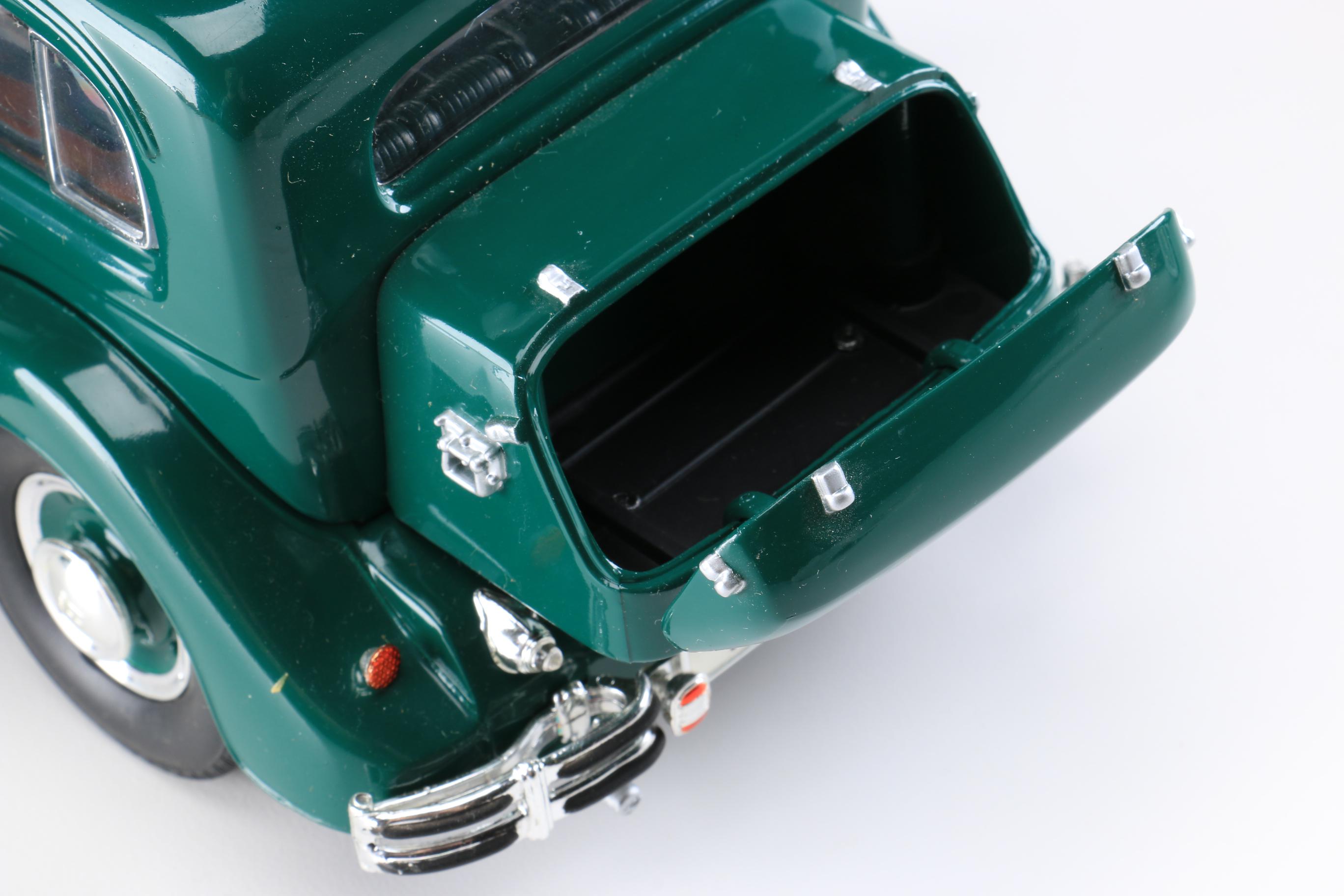 Collection of 1930s 1:18 Scale Die-Cast Cars