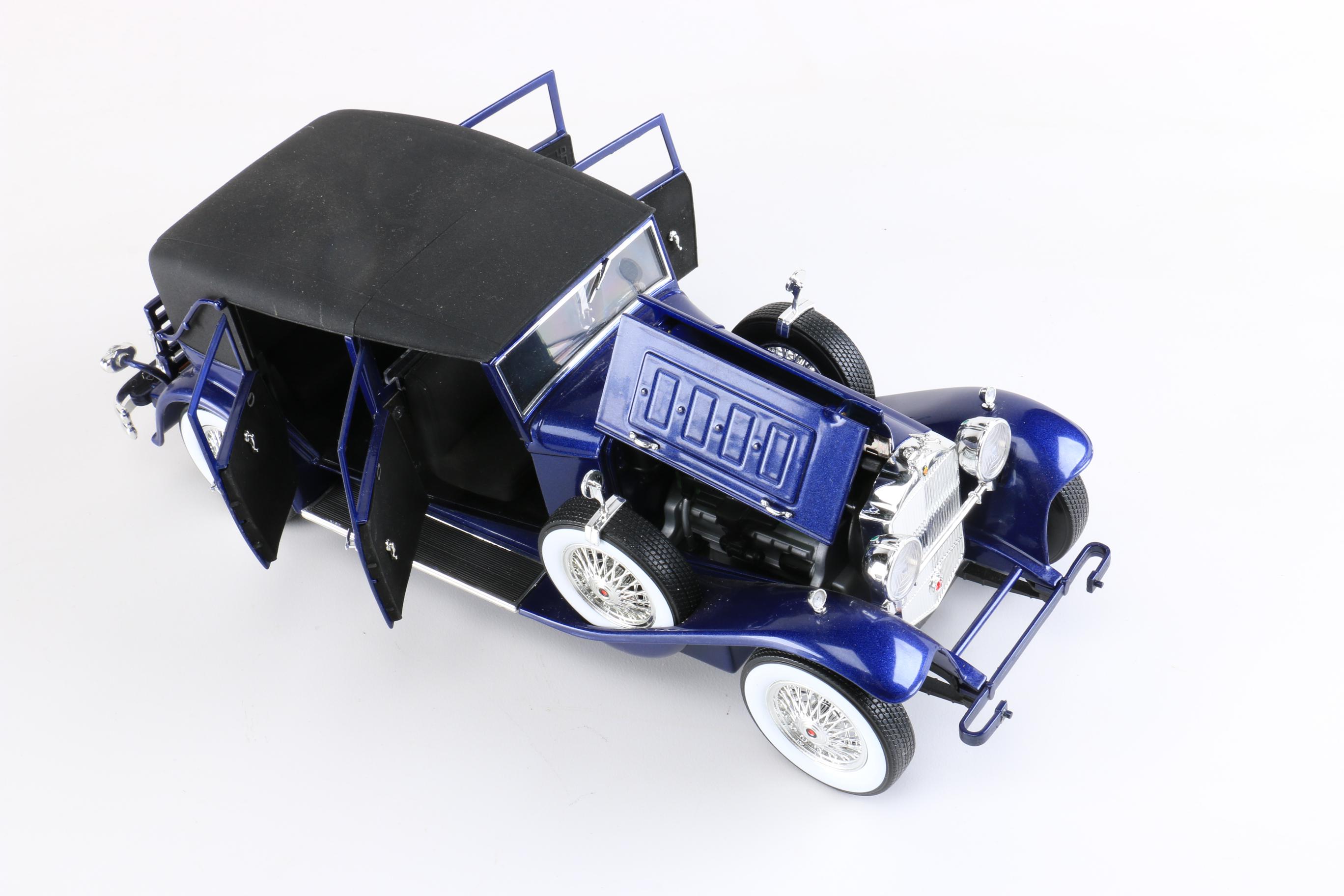 Collection of 1930s 1:18 Scale Die-Cast Cars