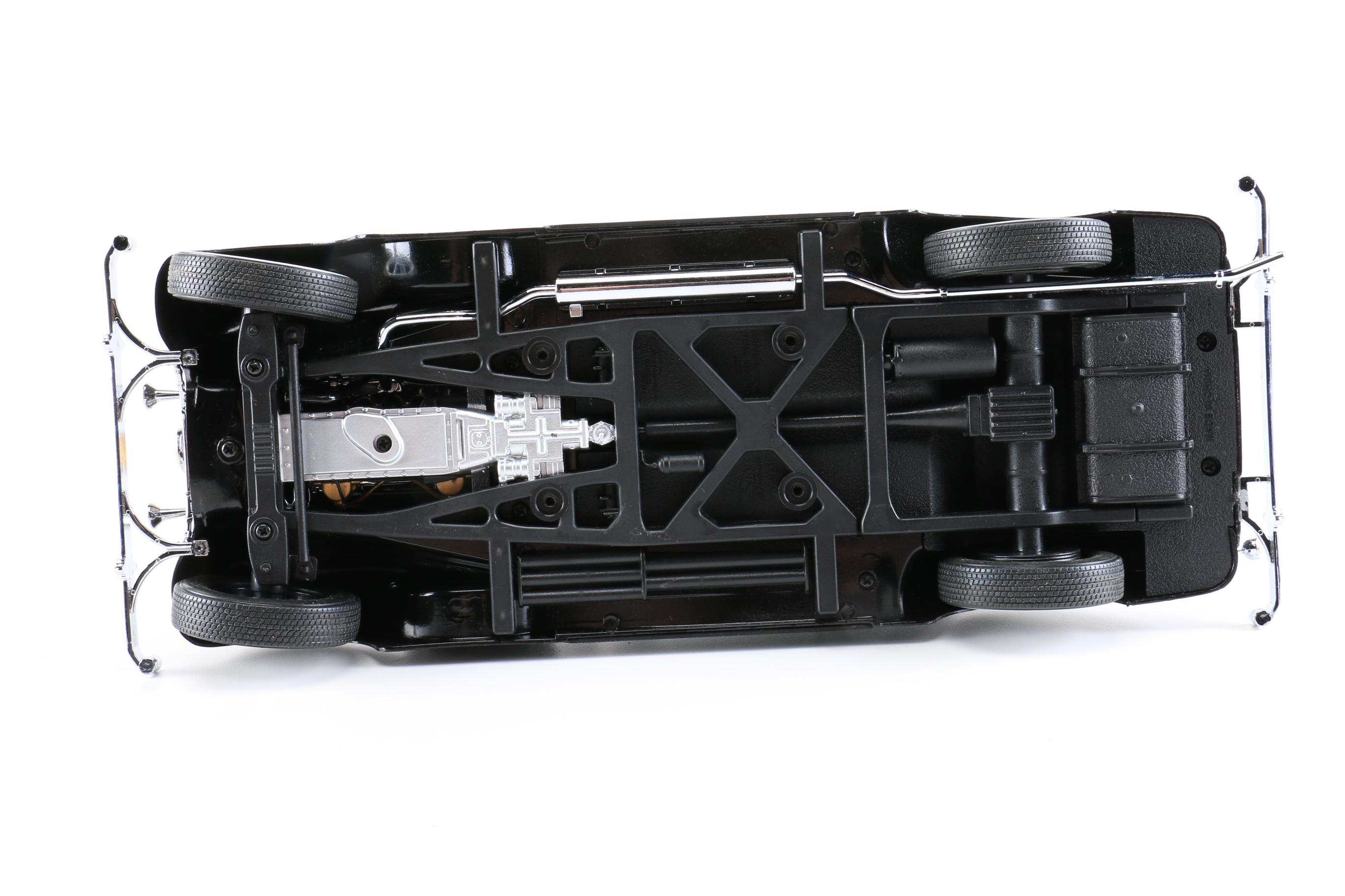 Collection of 1930s 1:18 Scale Die-Cast Cars