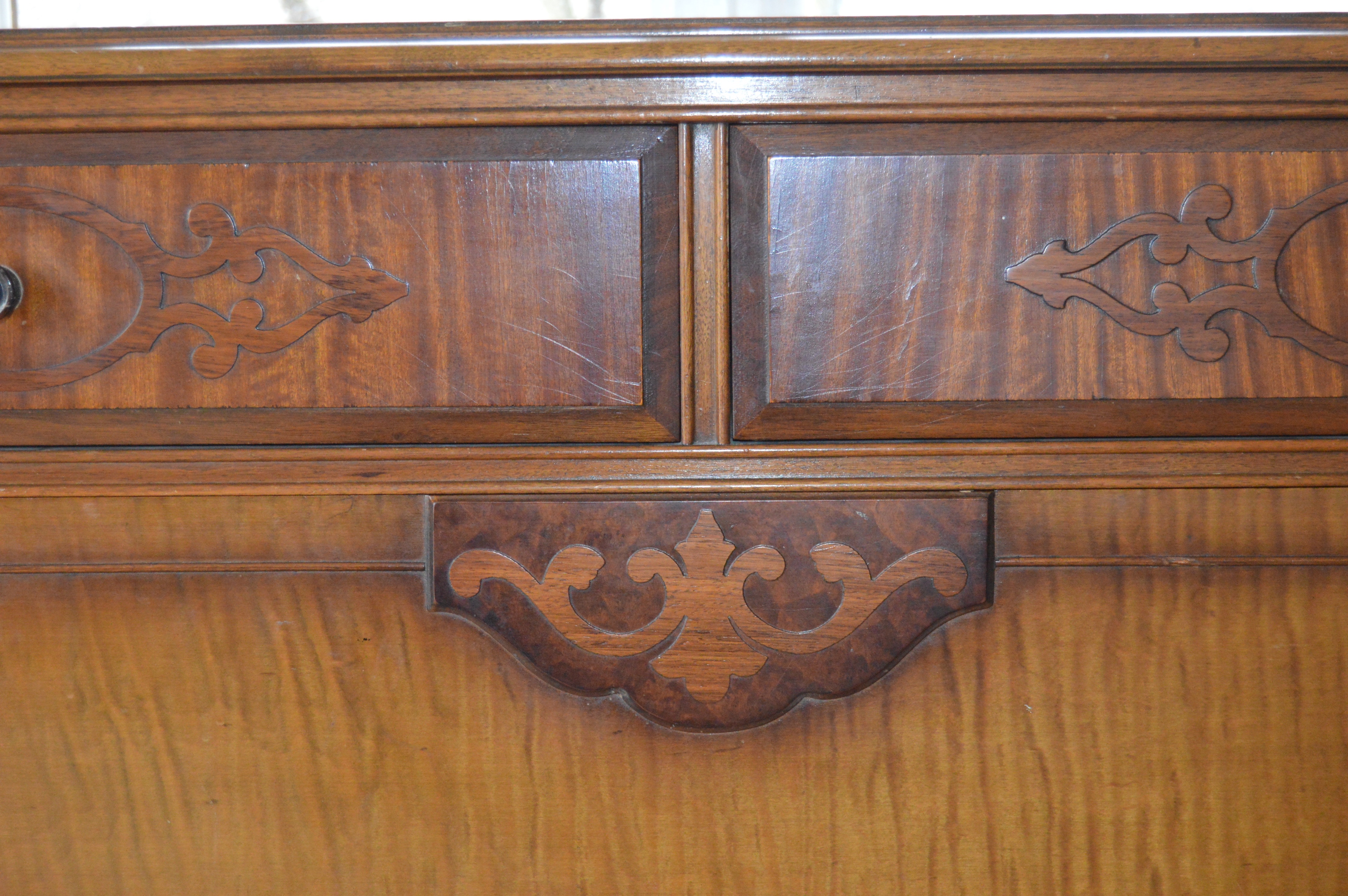 Antique Victorian Maple Chest of Drawers
