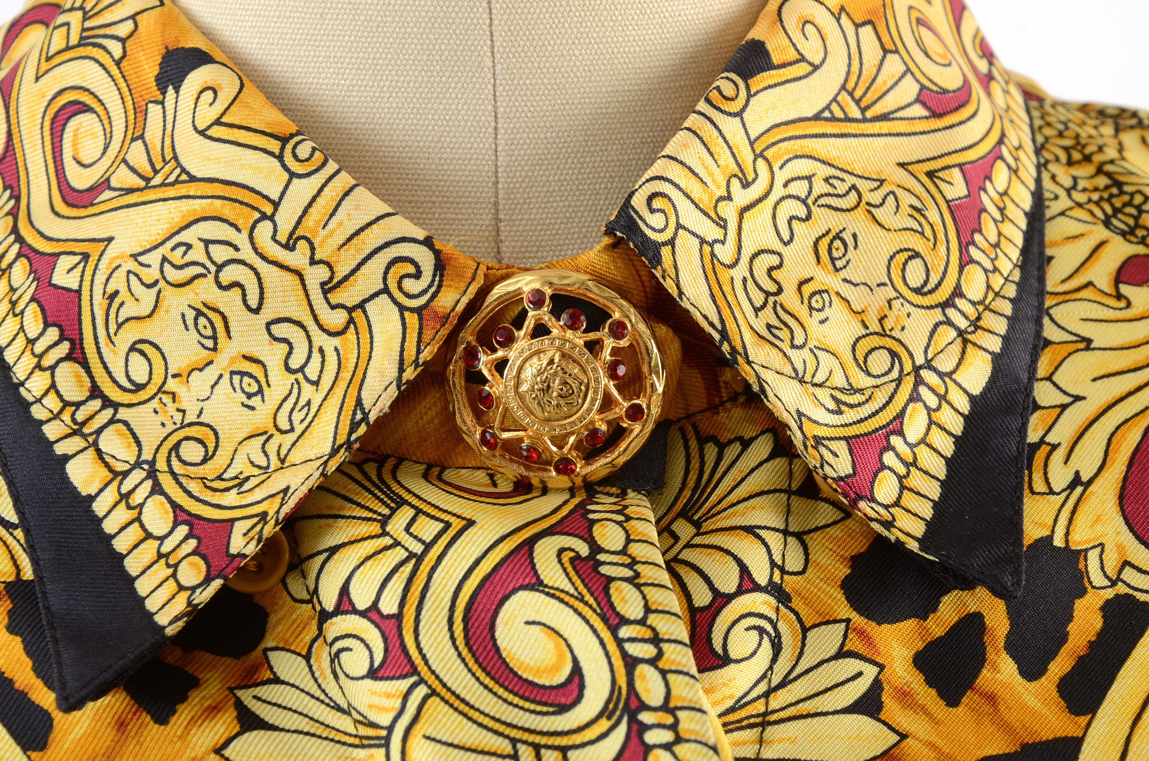 Gianni Versace Couture Soie Silk Print Button Front Blouse