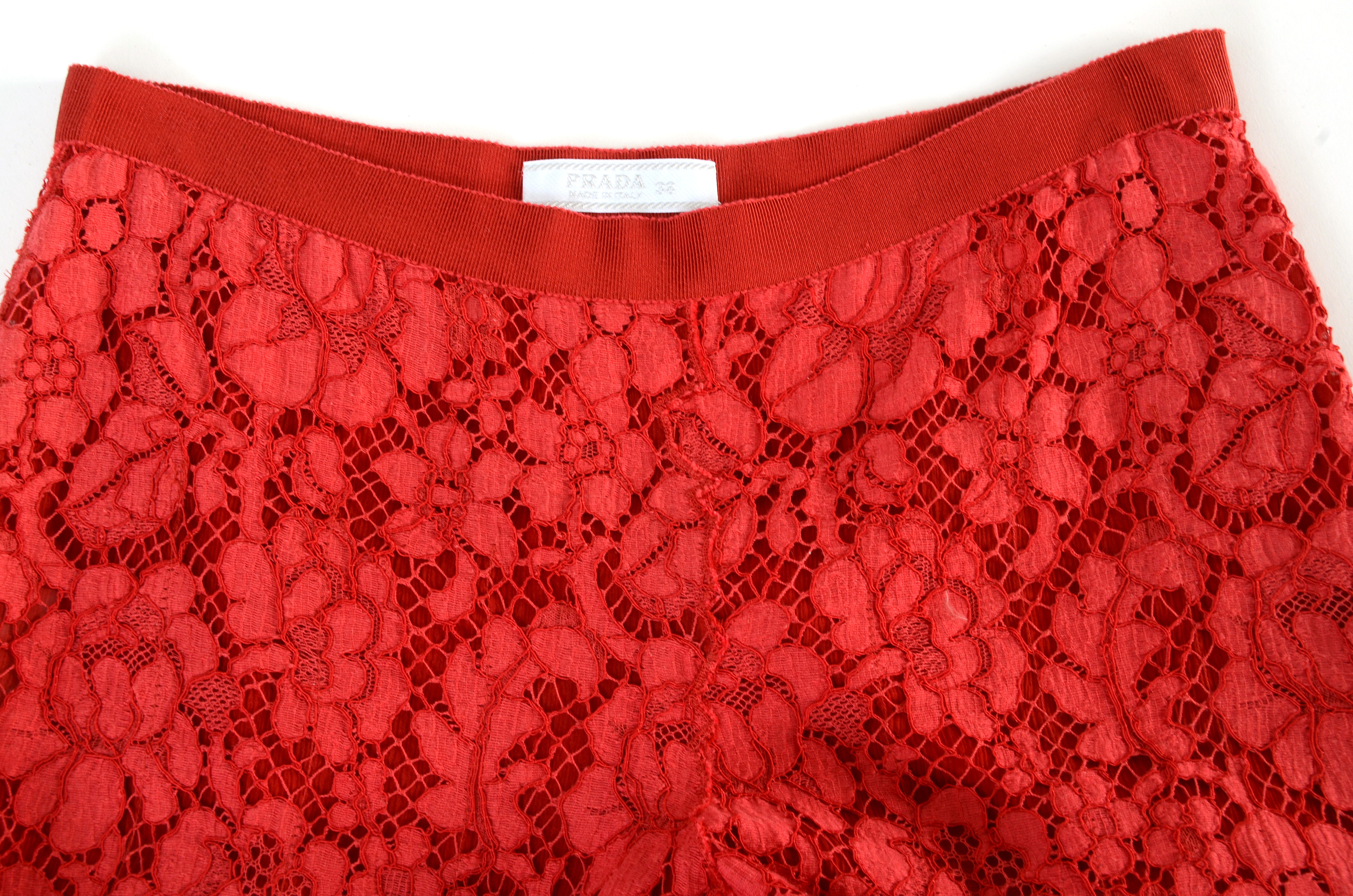Prada Red Silk and Floral Lace Cropped Trousers with Grosgrain Ribbon