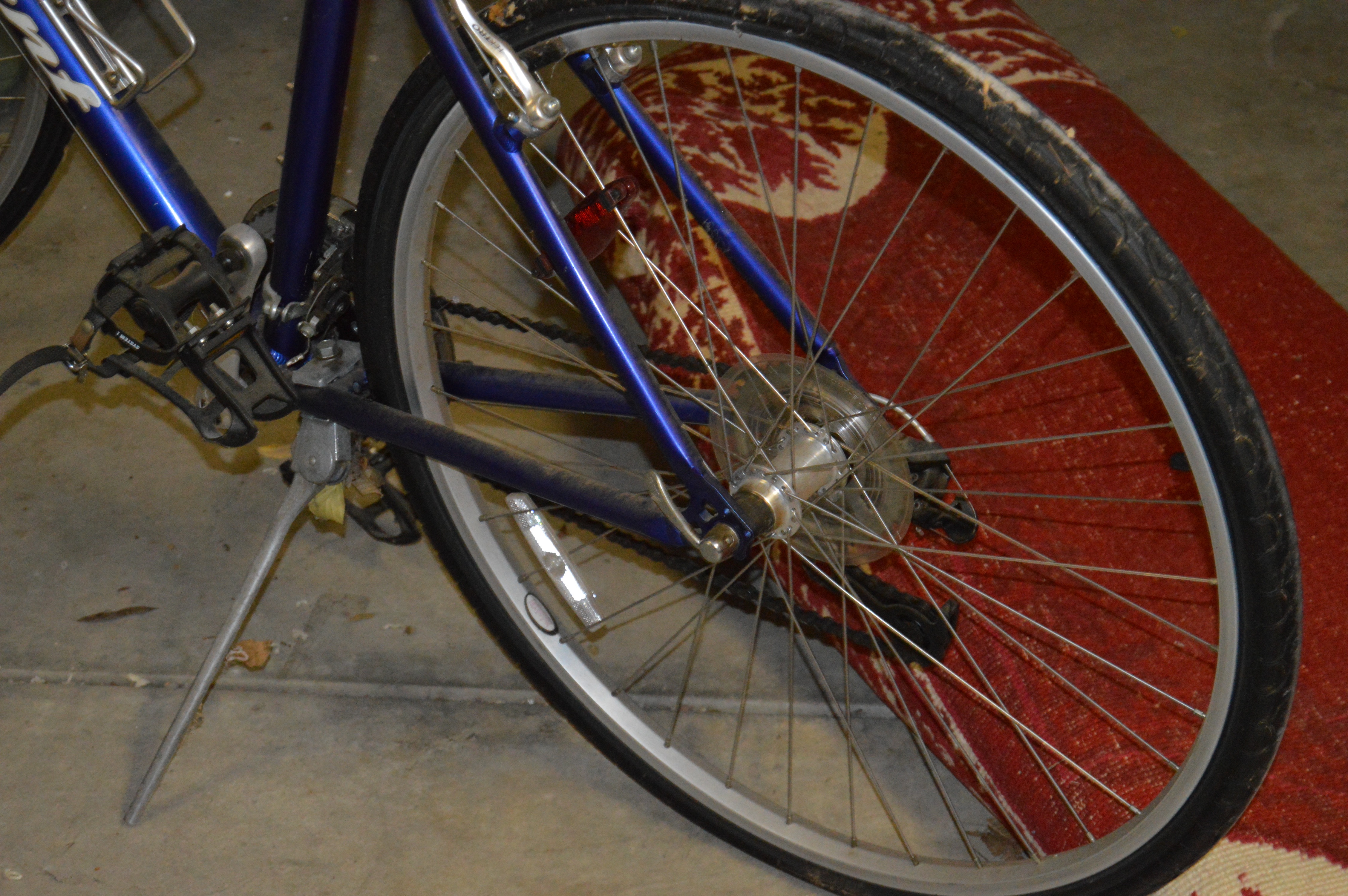 Giant "Cypress DX" 24 Speed Hybrid Men's Bicycle