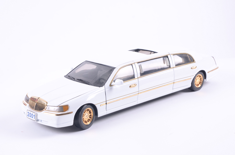 Collection of Modern SUV and Limousine Replicas