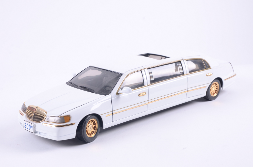 Collection of Modern SUV and Limousine Replicas