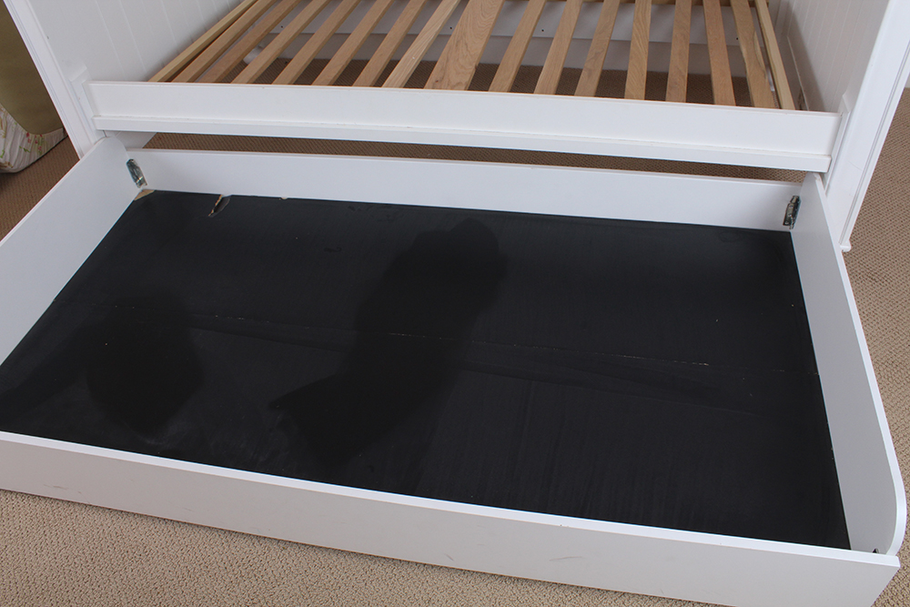 Stanley Furniture Daybed With Trundle Twin Size Bed