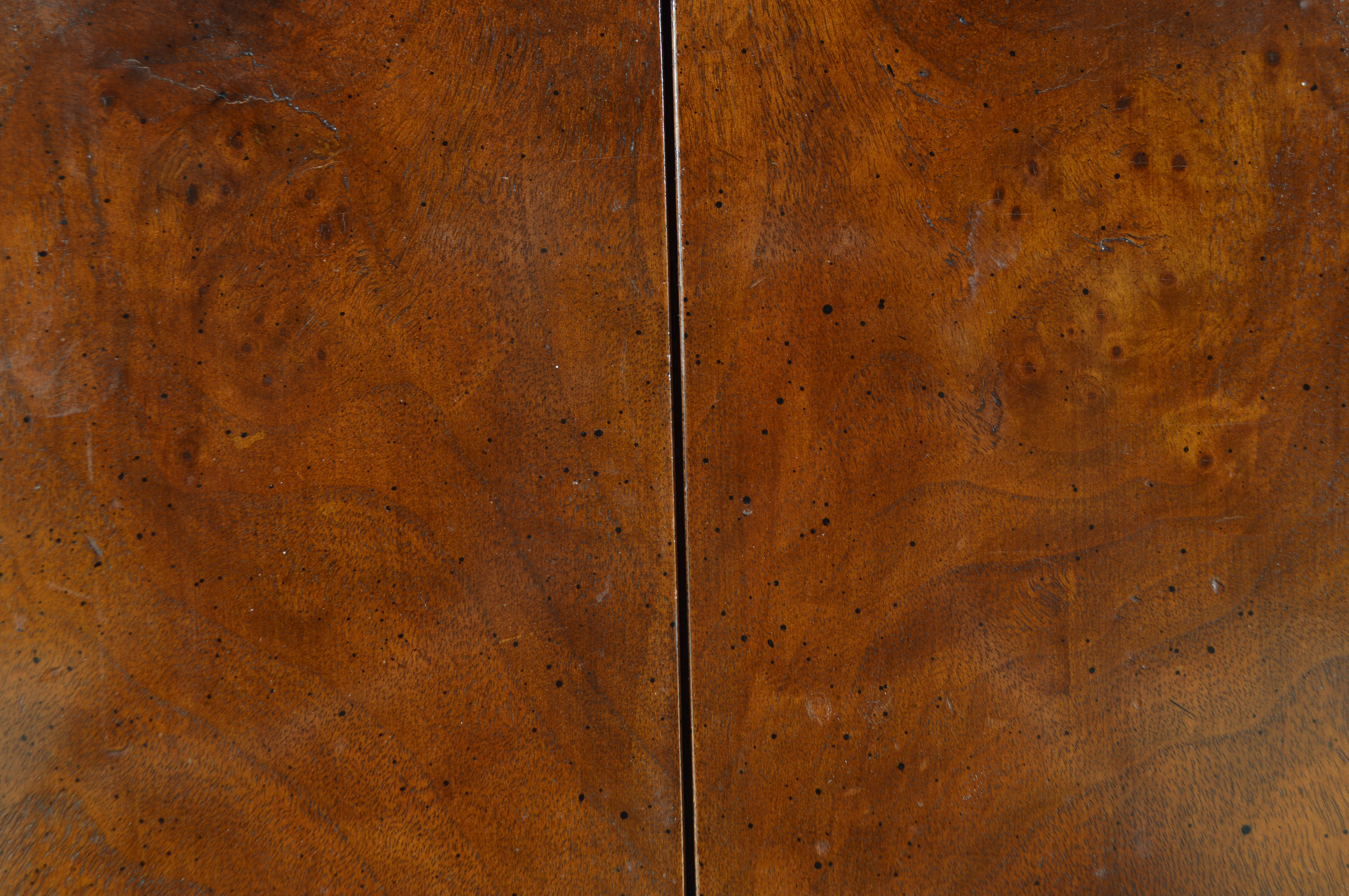 Drexel Heritage "Dynasty Collection" Dresser with Hinged Mirrors