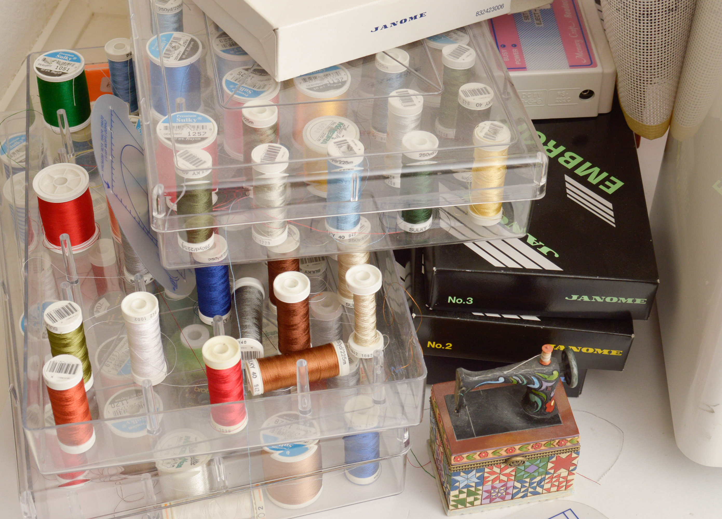 Janome Memory Craft 9000 Sewing Machine and Accessories