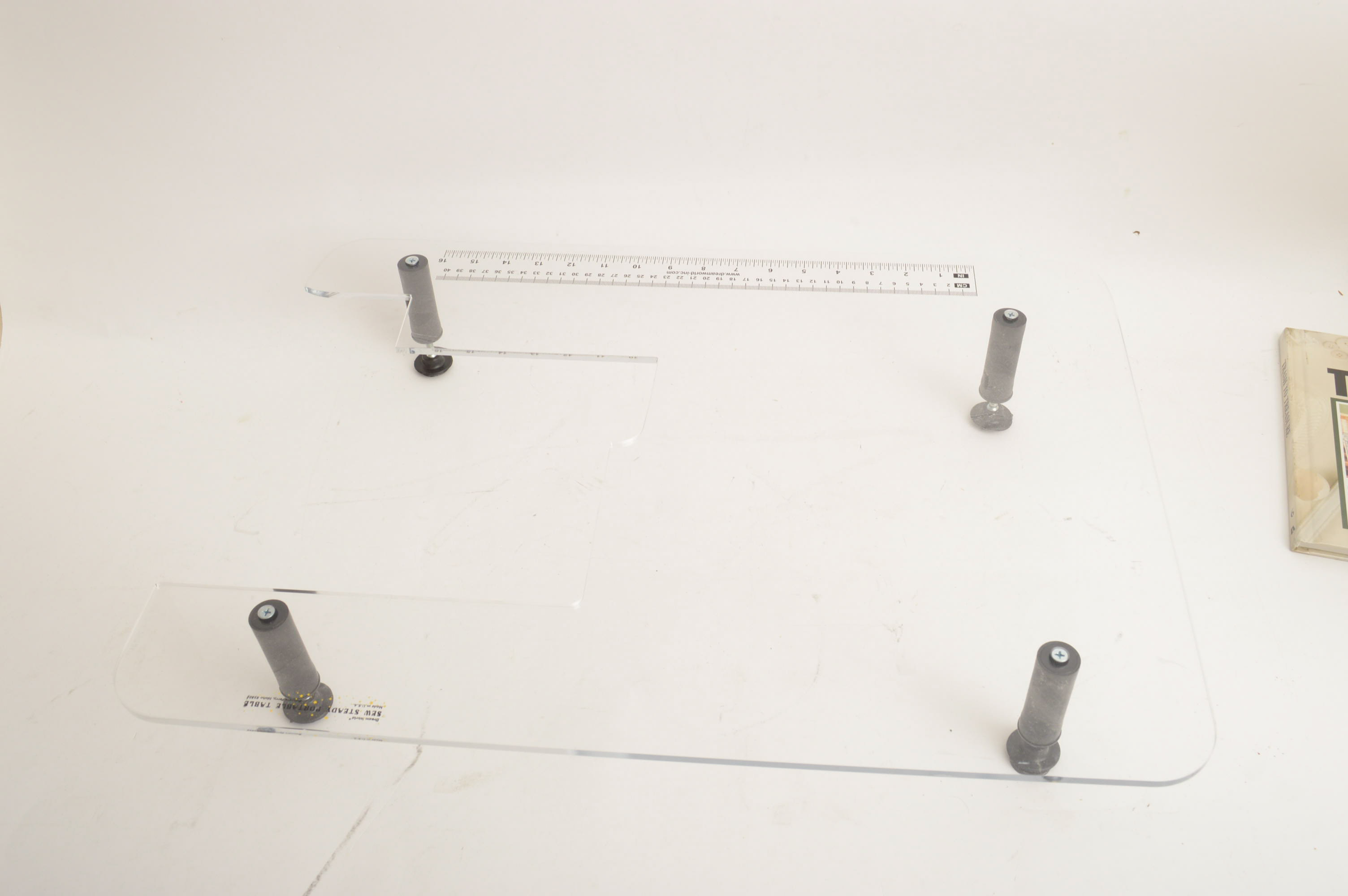 Janome Memory Craft 9000 Sewing Machine and Accessories