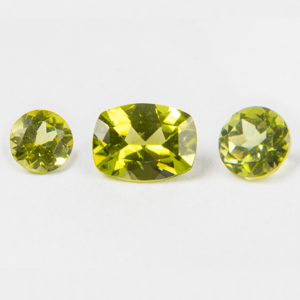 Loose Peridot Gemstones
