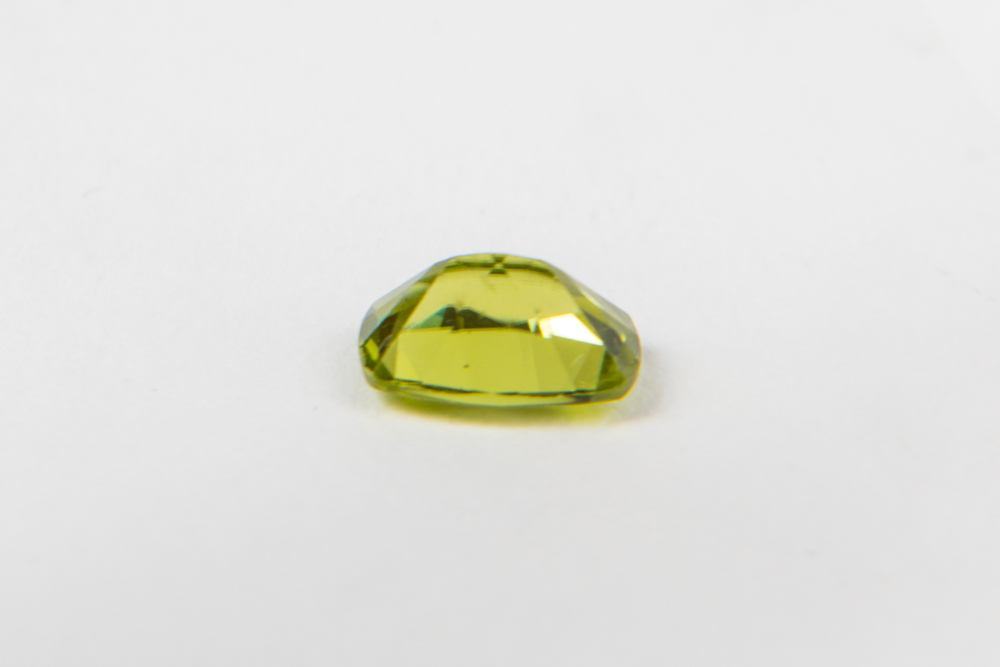 Loose Peridot Gemstones