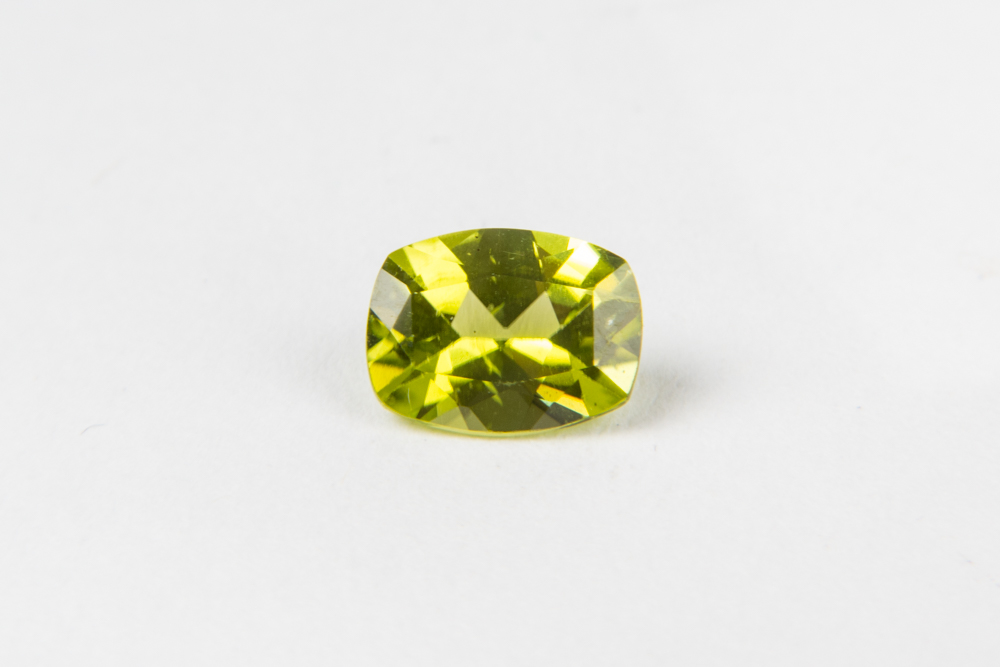 Loose Peridot Gemstones