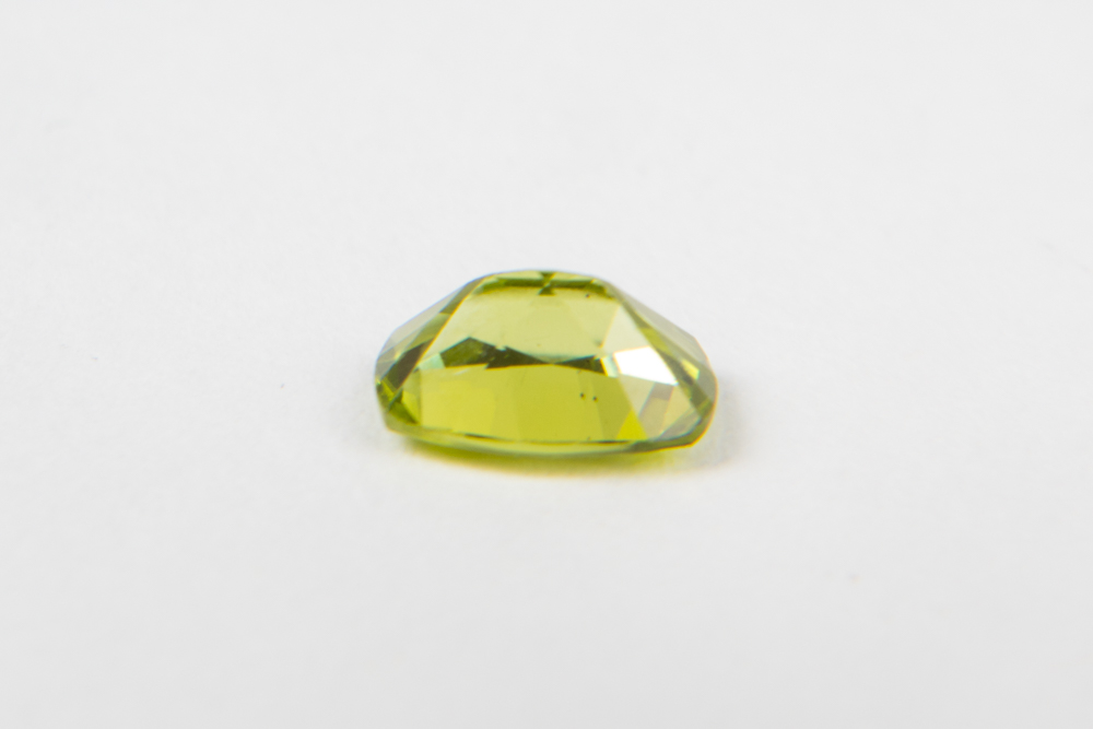 Loose Peridot Gemstones
